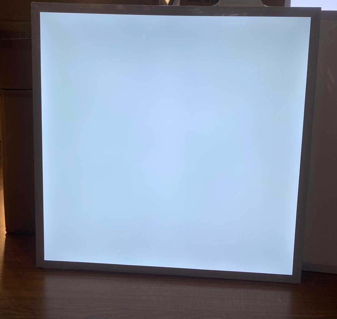 60*60 panel light aluminum body view 3